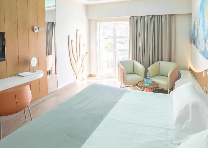 Puerto De Mogan Hotels