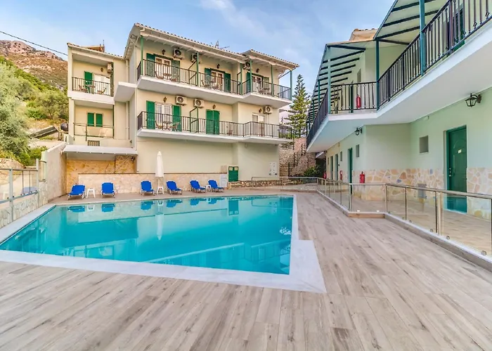 Hotels in Nikiana