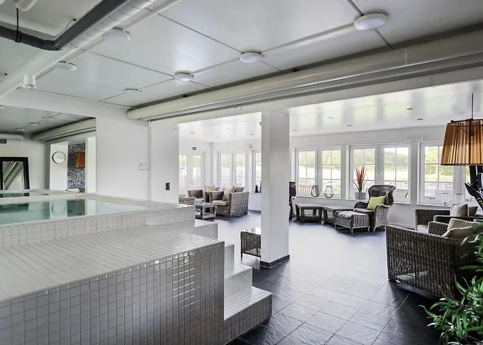 Osmo Beach hotels