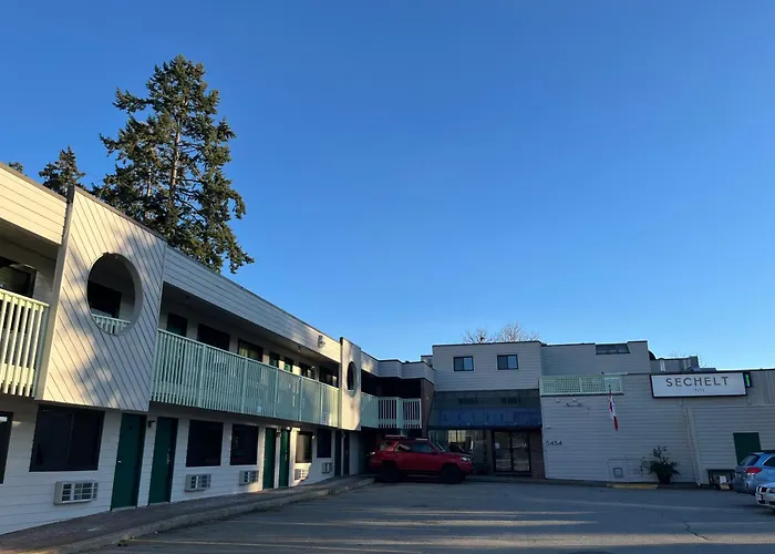 Sechelt Inn