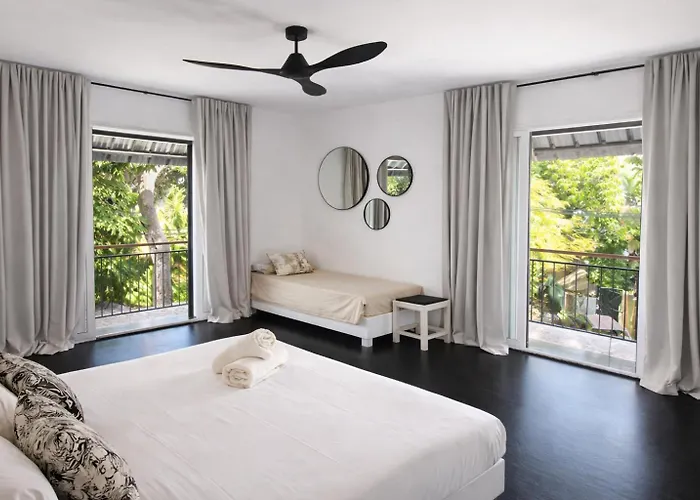 Grand Baie Hotels