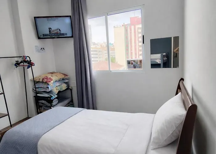 2 quadras da praia - Apto completo em São Vicente ideal para família e trabalho