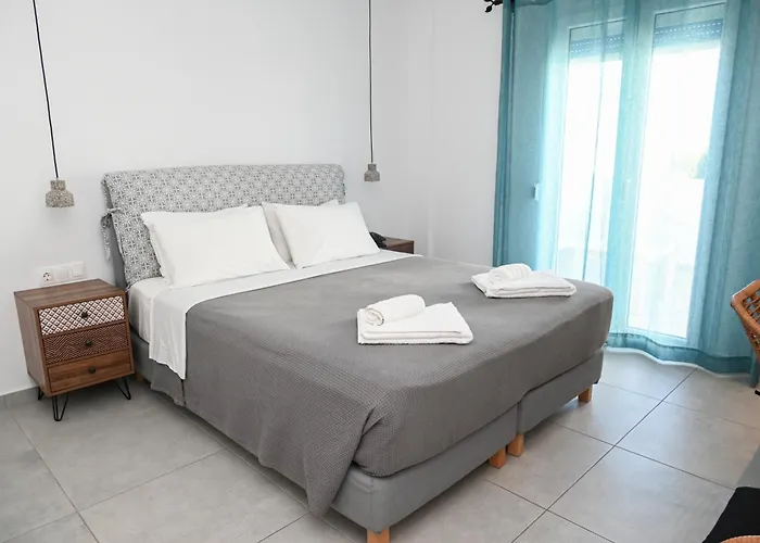 Hotels in Pollonia