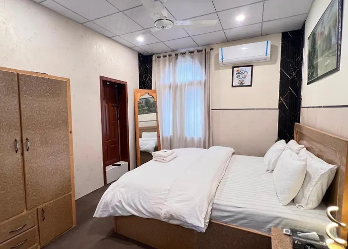 Gilgit Hotels