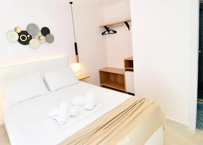 Hotels in Sarti
