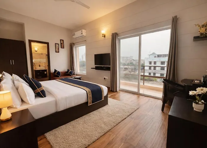 Vrindavan Hotels