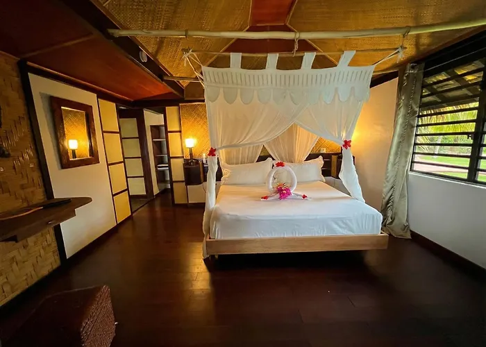 Fare Pea Iti Romantic Lodge