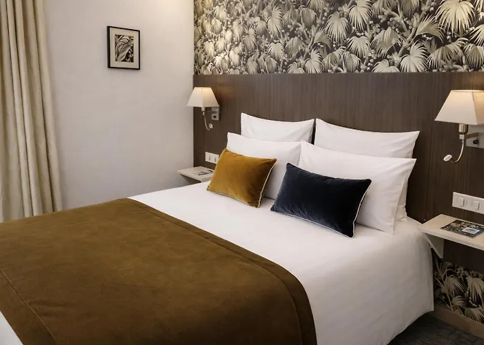 Concarneau Hotels