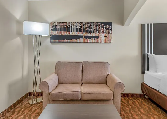 Best Western Plus Capital Inn