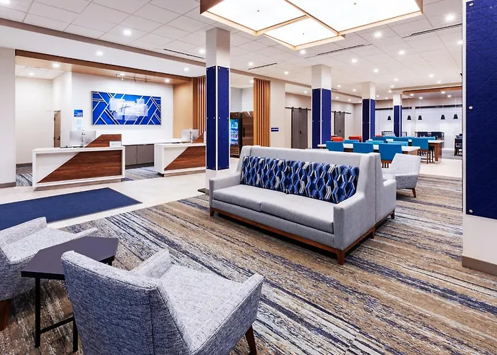 Senatobia Hotels