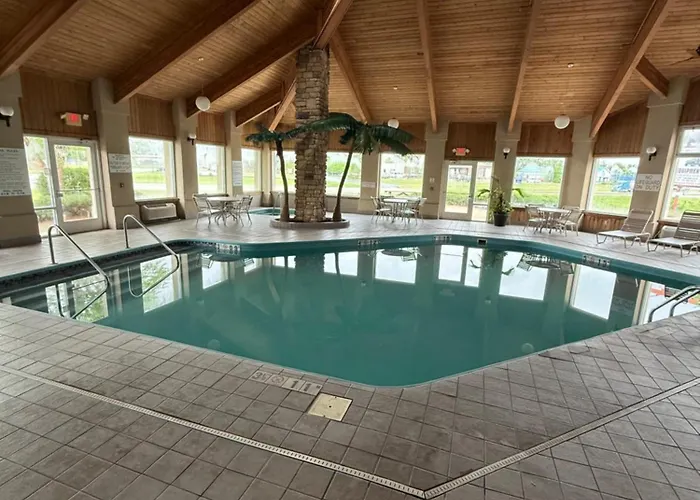 Waverly Hotels
