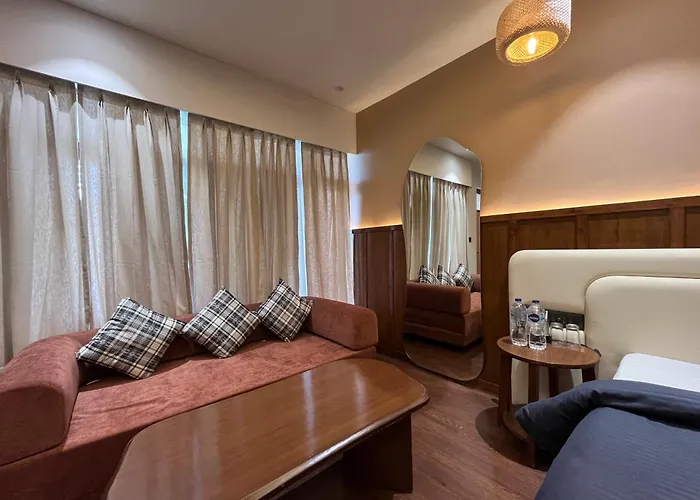 Bhimtal Hotels