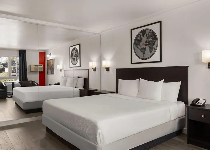 Ramada By Wyndham Laval