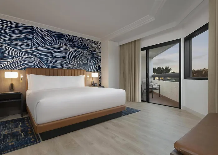 Irvine Beach hotels