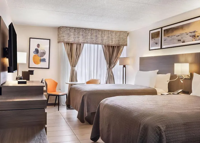Sudbury Hotels