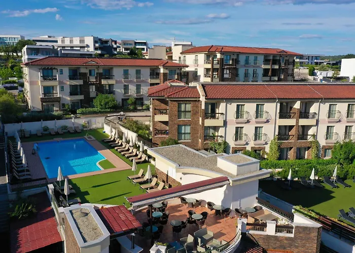 Blue Waves Resort