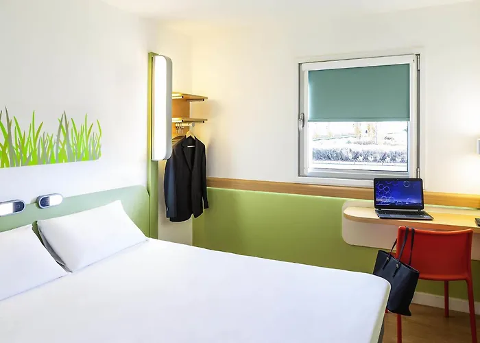 Leicester Hotels