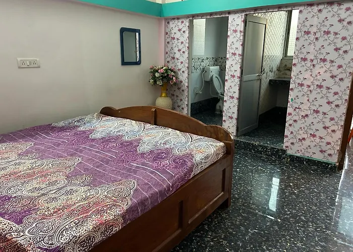 Hotel Maharaja Palace Branch II