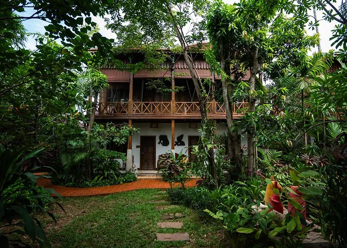 Isann Lodge