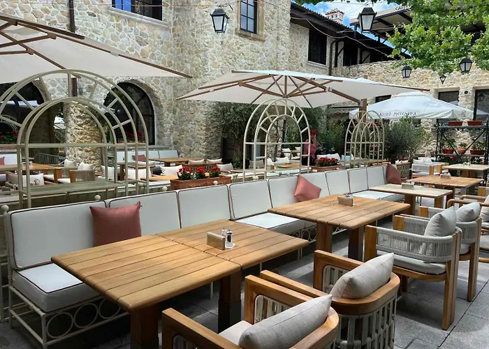 Castro Mesembria Boutique Hotel