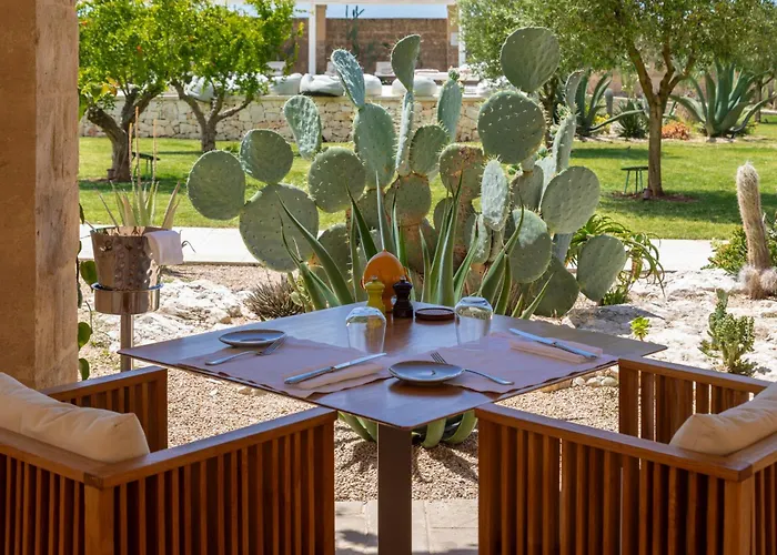 Torre Lapillo Hotels