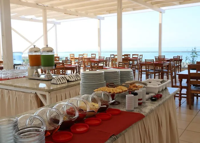Fishta Hotel & Apartments