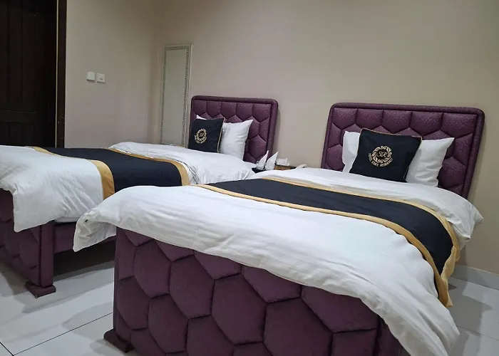 Hotel State Residency