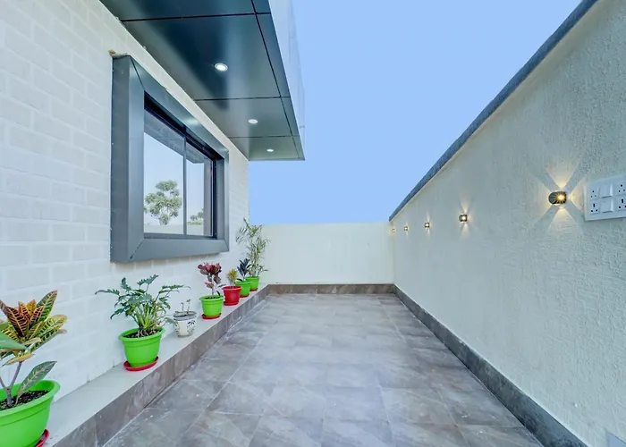 Super Hotel O Pari Shree