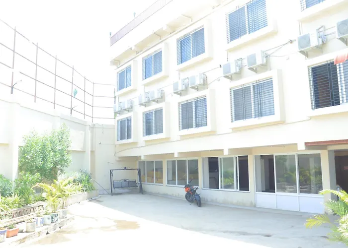 Hotel Mayur Residency