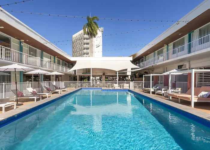 Darwin Beach hotels