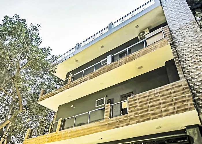 Hotel O Kashish Residency Near Model Town Metro Station