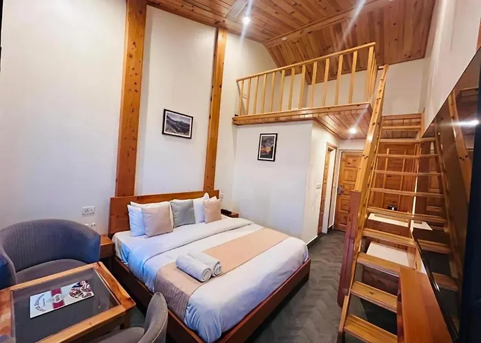 Woods Villa Cottages Manali - 1,2,3,4 Cottages & Villas Available In Manali With Scenic Mountain View