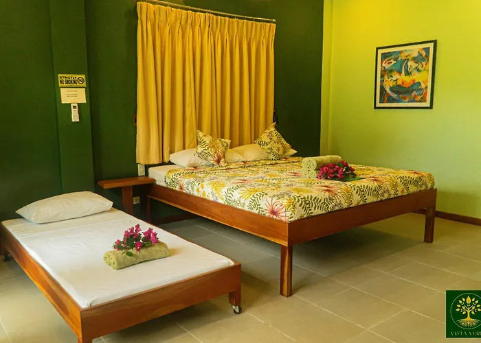 Vista Verde, Family Living