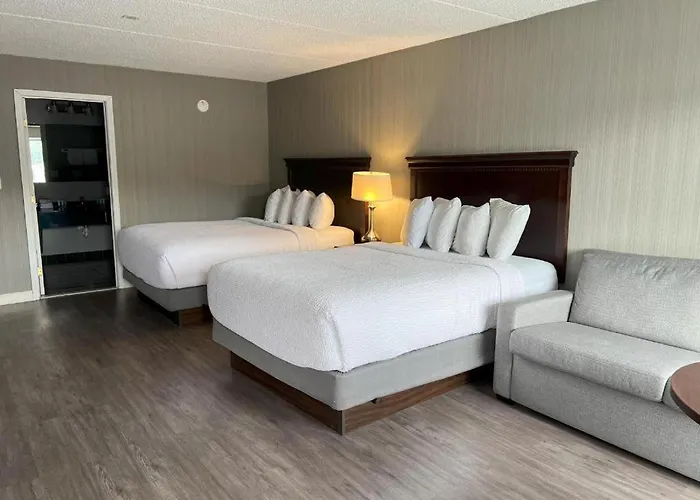 Lake George Beach hotels