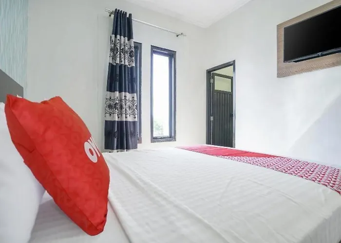 Hotel O Green Palm Kostel Syariah