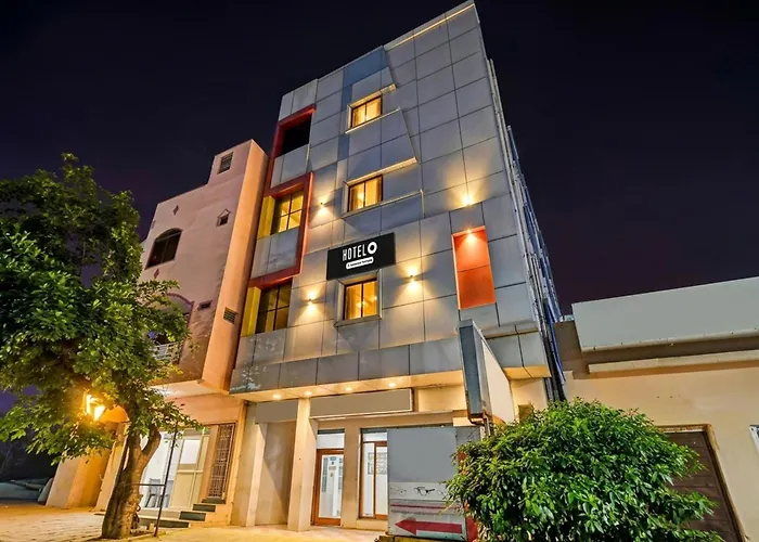 Mantralayam Hotels