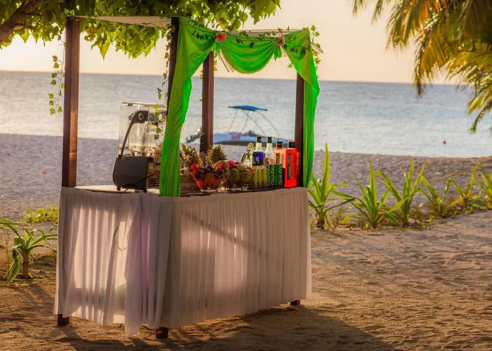 Beach Hot Dhigurah