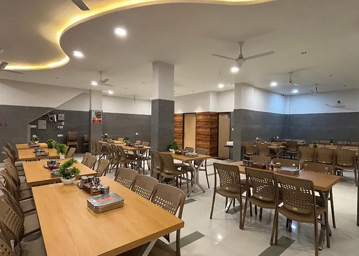 Hotel Golden Hills