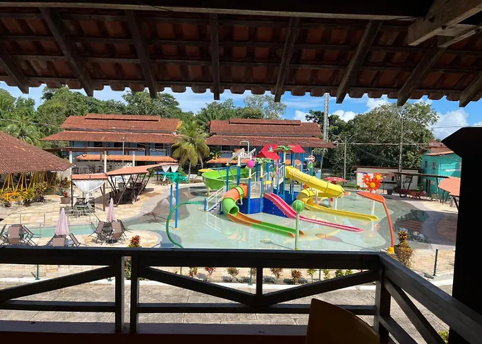 Hotéis de praia de Barcarena