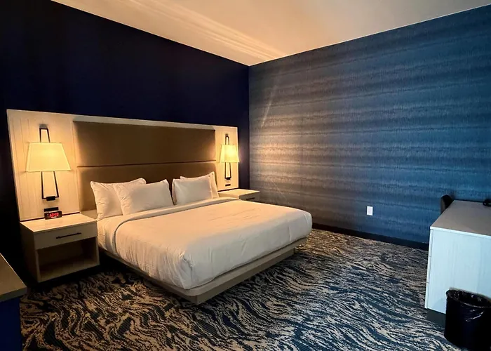 Hinton Hotels
