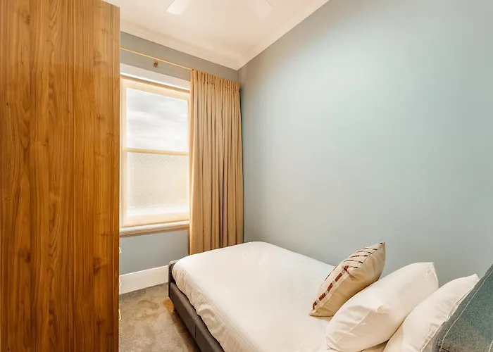Naracoorte Hotels