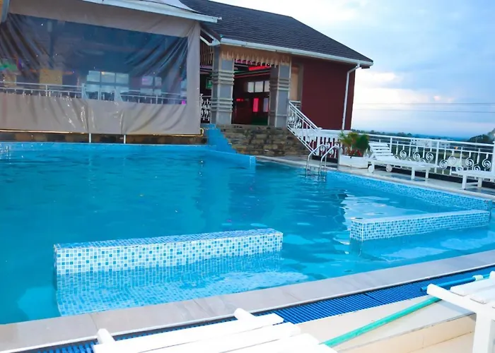 Kinyuki Country Hotel And Cottages
