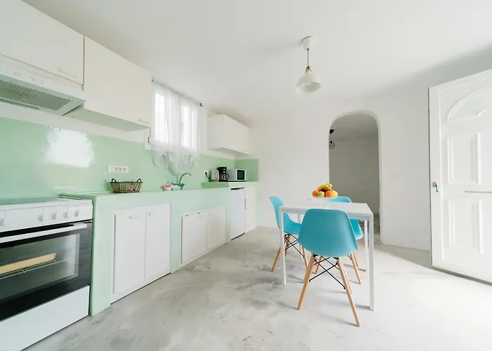 Almond Deluxe Suite