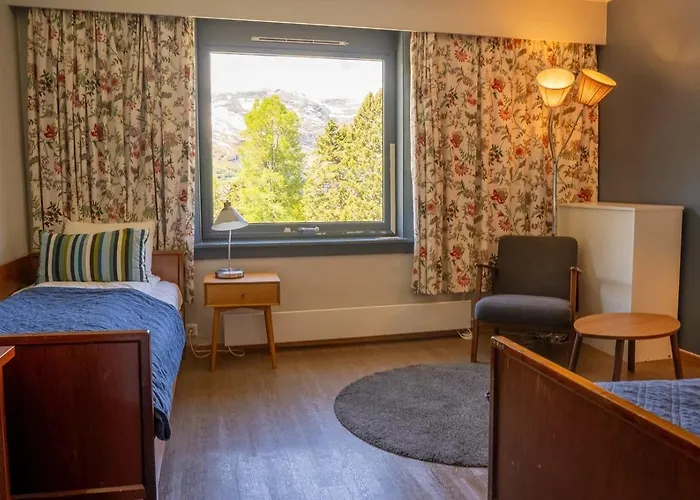 Vatnahalsen Hoyfjellshotell