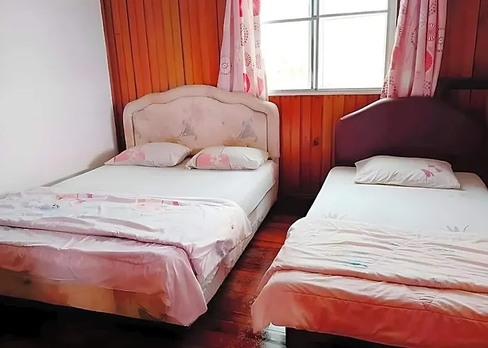 Strawberry Garden Hotel