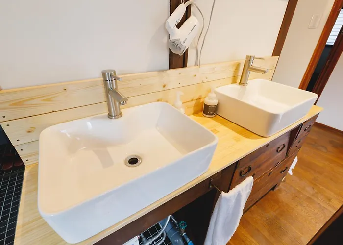 Couch Potato Hostel - Vacation Stay 88228