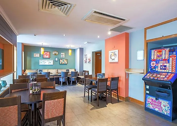 Premier Inn Poole North