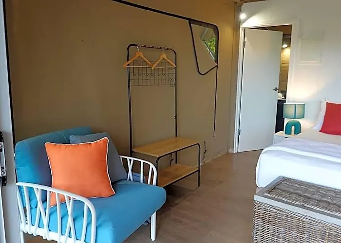Magnetic Glamping Tent 10