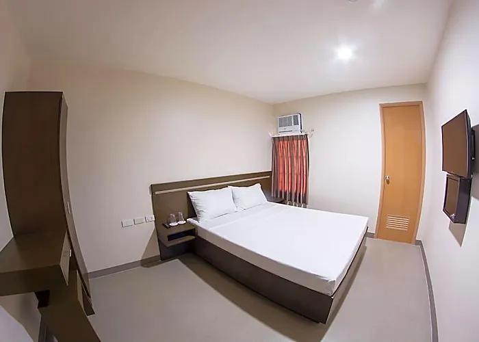 Emerald Suites Cdo