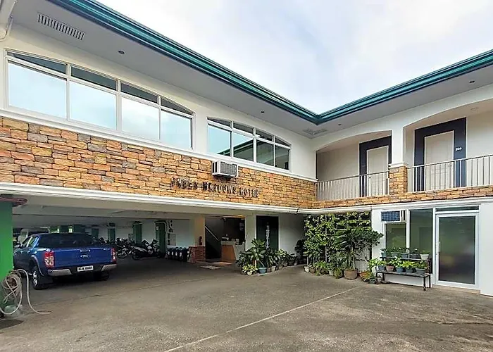 Green Meadows Hotel & Restaurant